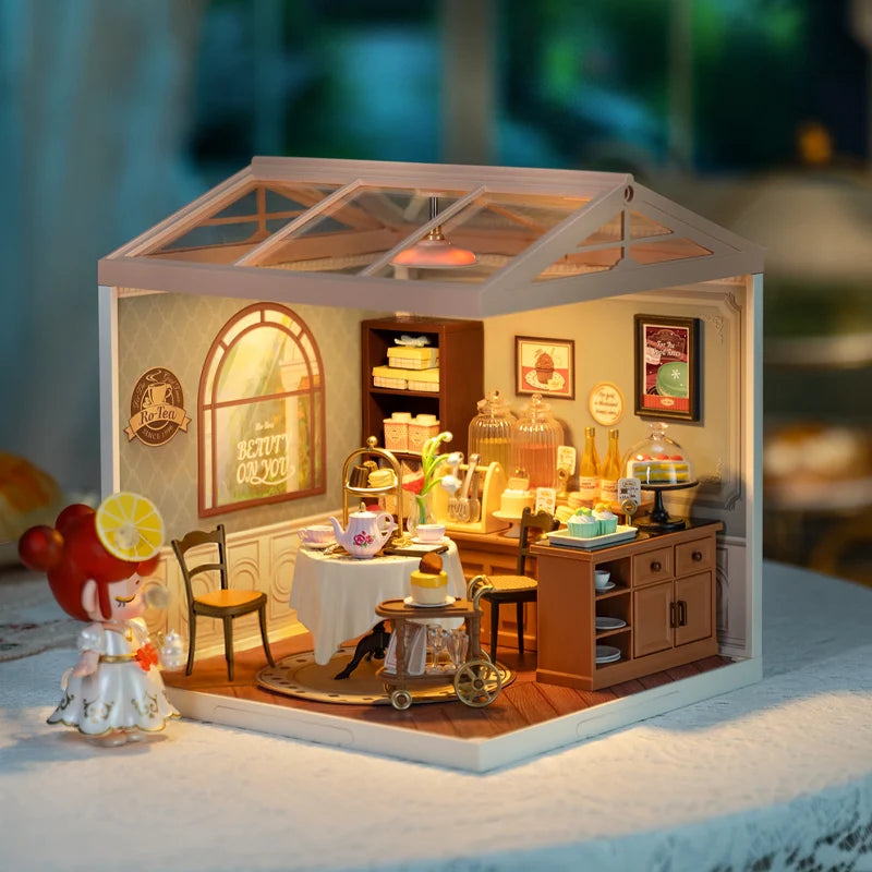 Tiny House Building Kit - Light & Collect DIY Mini Universe Series | MiniCraft