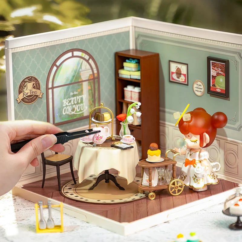 Tiny House Building Kit - Light & Collect DIY Mini Universe Series | MiniCraft